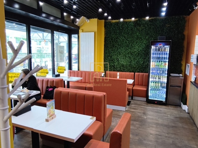 wykończony lokal gastro kebab parking duży ruch